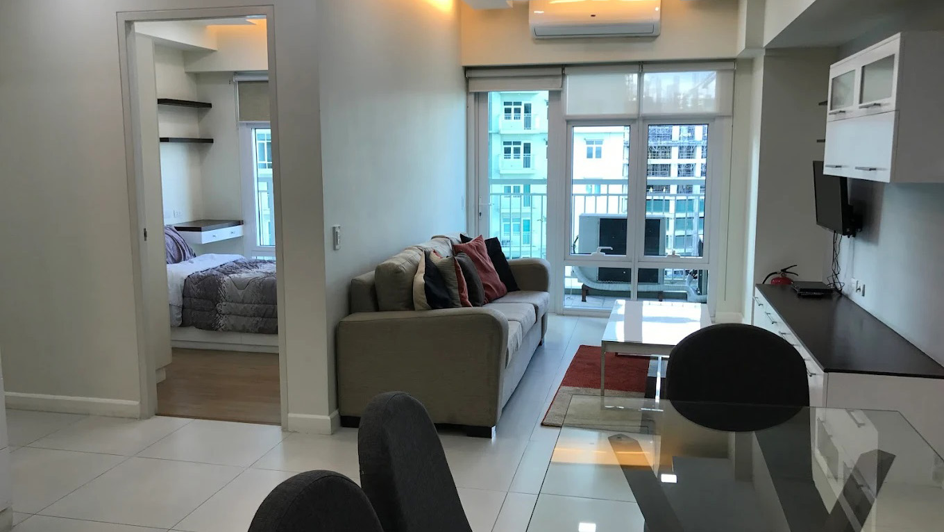 The Sequoia at Two Serendra 03