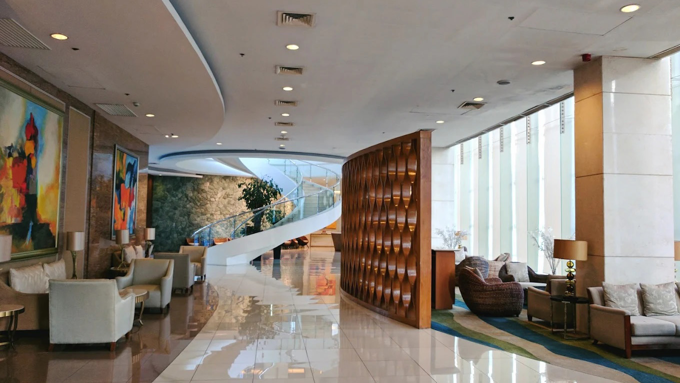 The St. Francis Shangri-La Place 03
